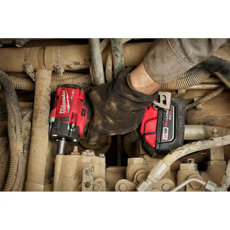 18V Lithium-Ion Brushless Cordless Compact Impact Wrench Kit U721413