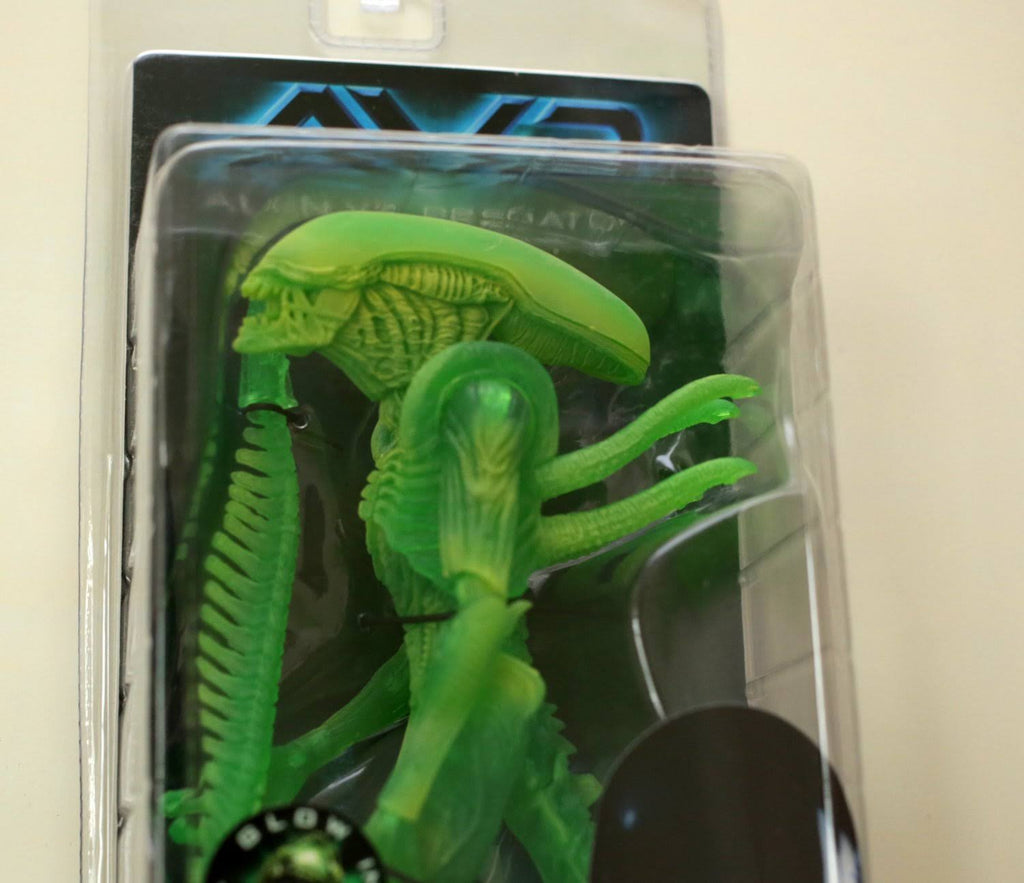 Glow-in-the-Dark Alien Warrior Action Figure C621