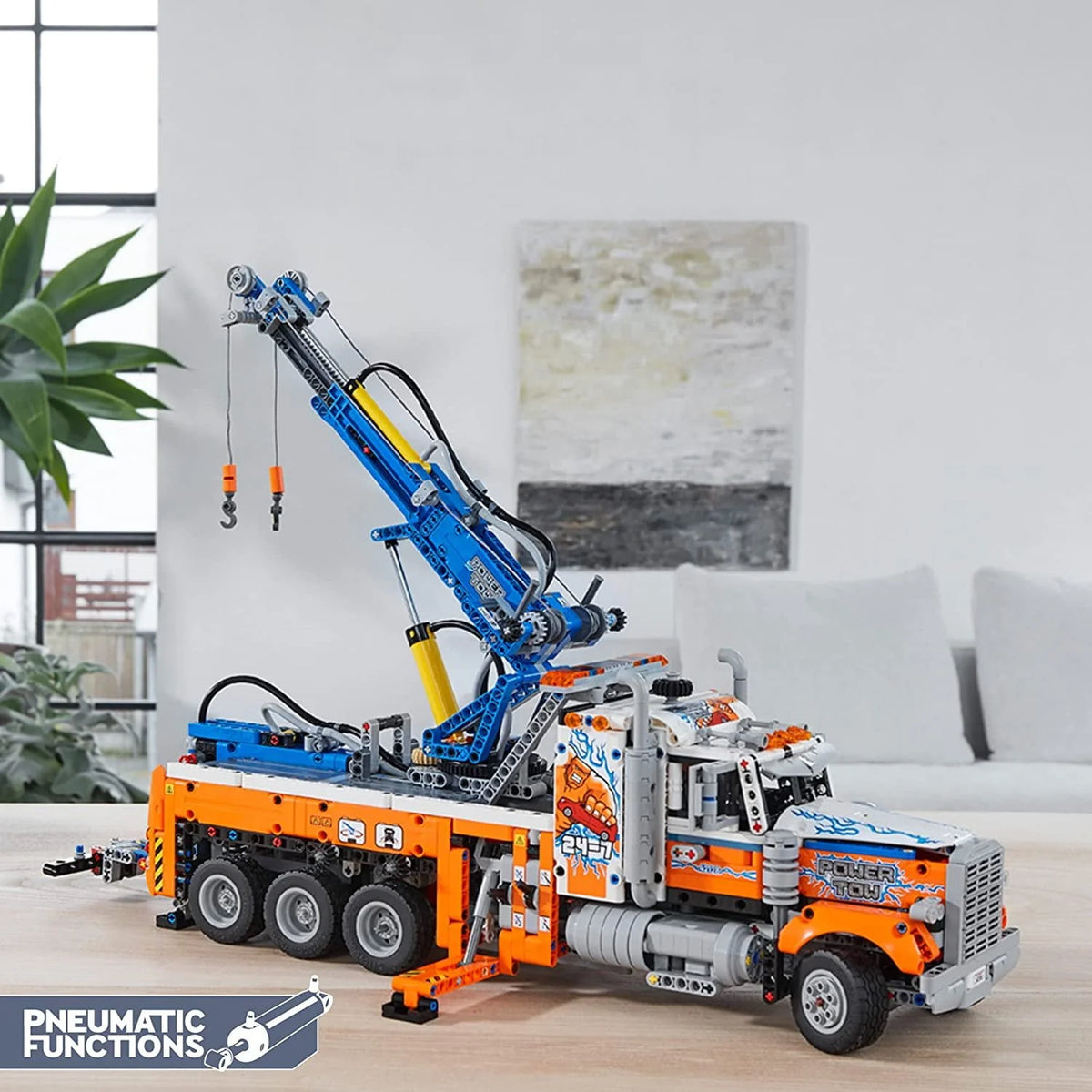 Heavy-Duty Tow Truck with Crane E746