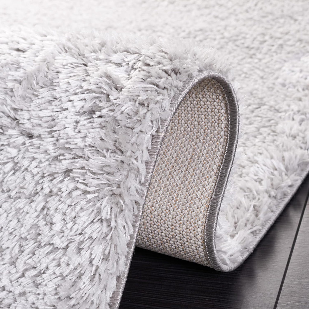 Light Grey 8' x 10' Shag Area Rug K2612