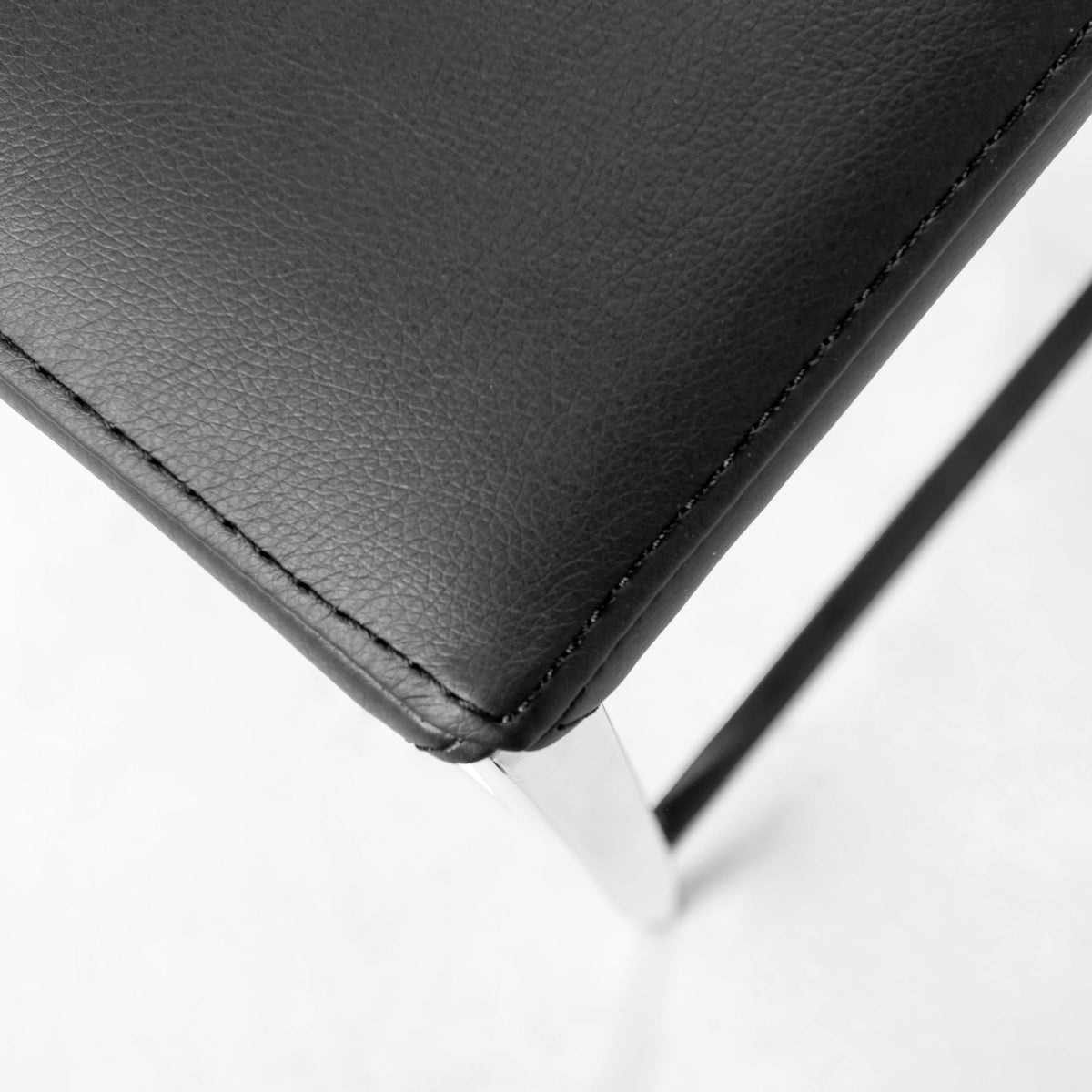 Black Bar Stool I6545