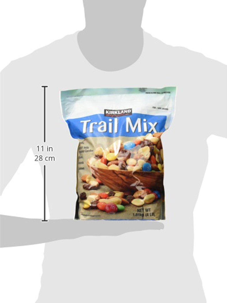 4 Pound Trail Mix with Peanuts, M and M Candies, Raisins, Almonds and Cashews D721