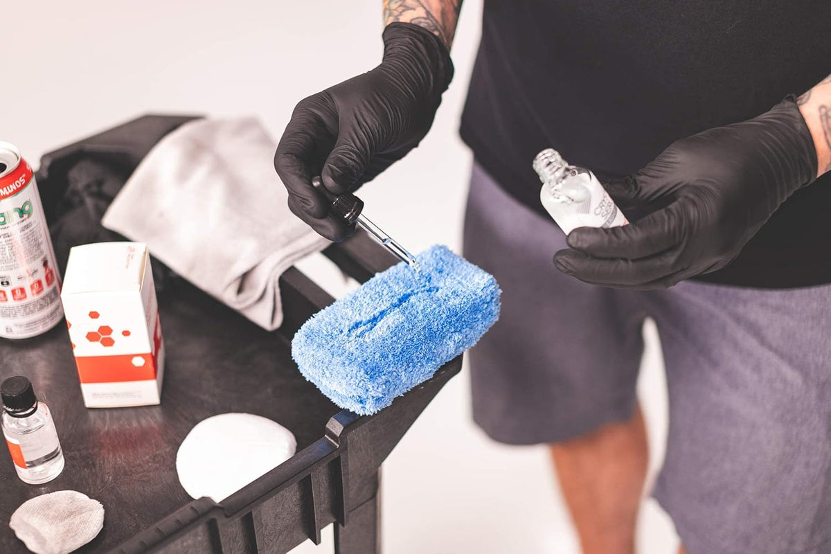 Paint Protection Kit with Panel Wipe G4704