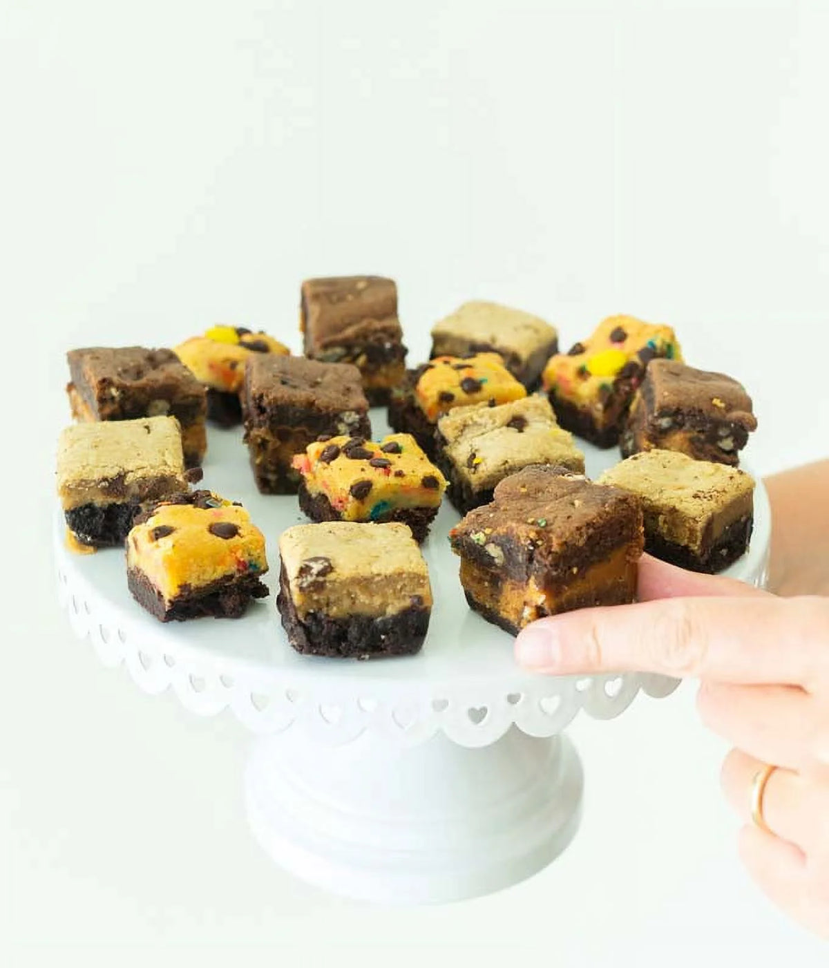 15 Pieces Chocolate Brownie Bites Y136