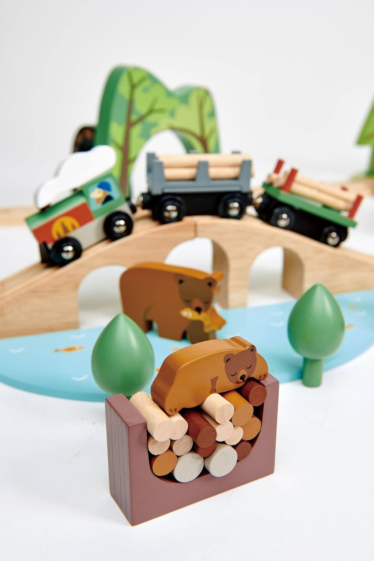 Wild Pines Train Set V651