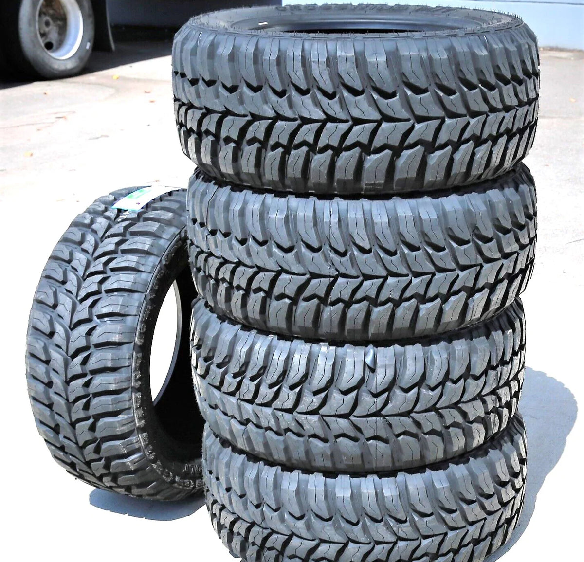 Mud Terrain Light Truck Tire O43294