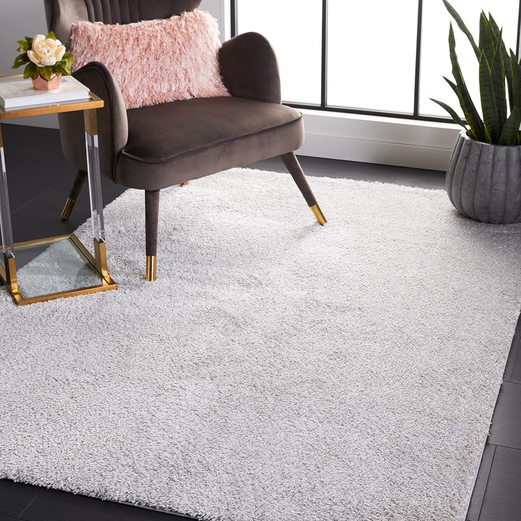 Light Grey 8' x 10' Shag Area Rug K2612