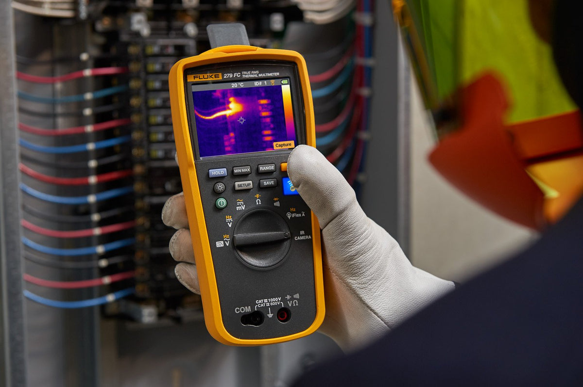 Wireless TRMS Thermal Multimeter with Built-in Thermal Imager P15746