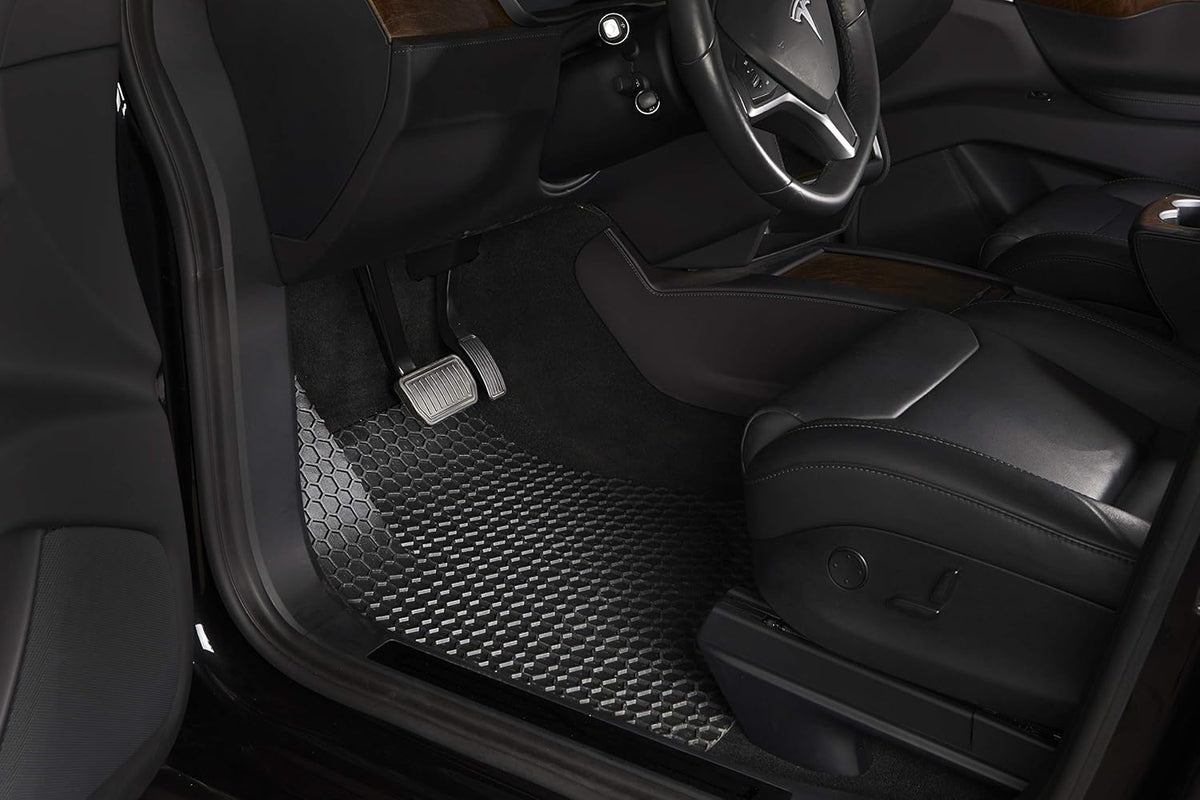Black Rubber Cargo Mats V597