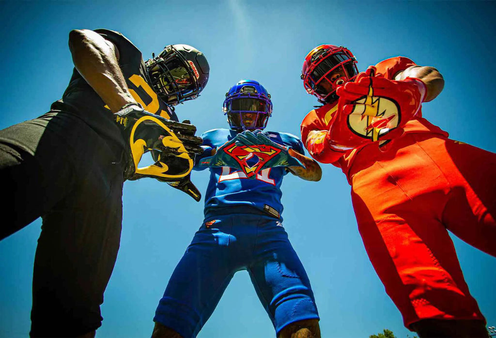 Football Gloves Z92532